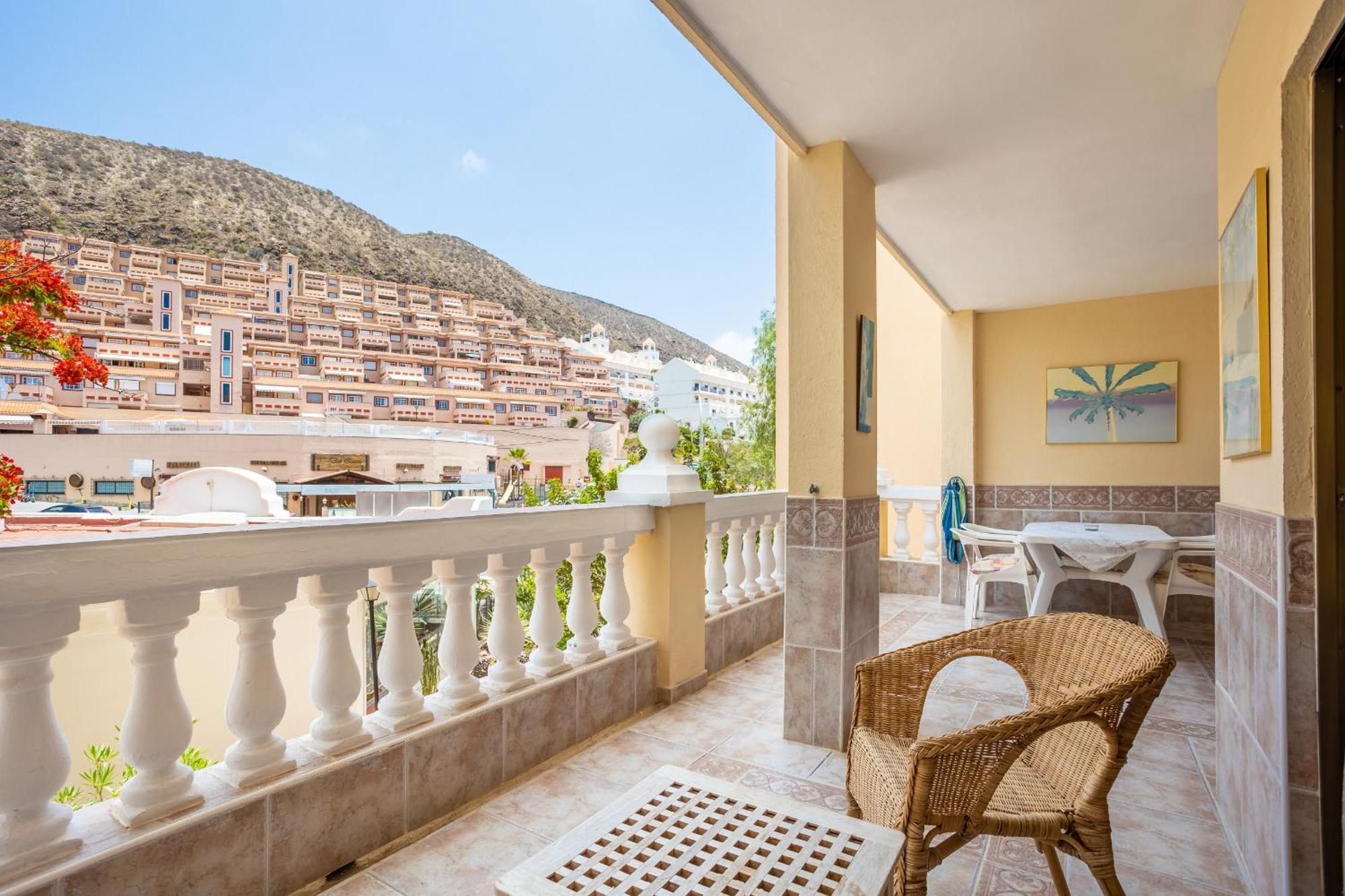 Castle Harbour Melanie'S Apartment By Lovetenerife 로스크리스티아노스 외부 사진